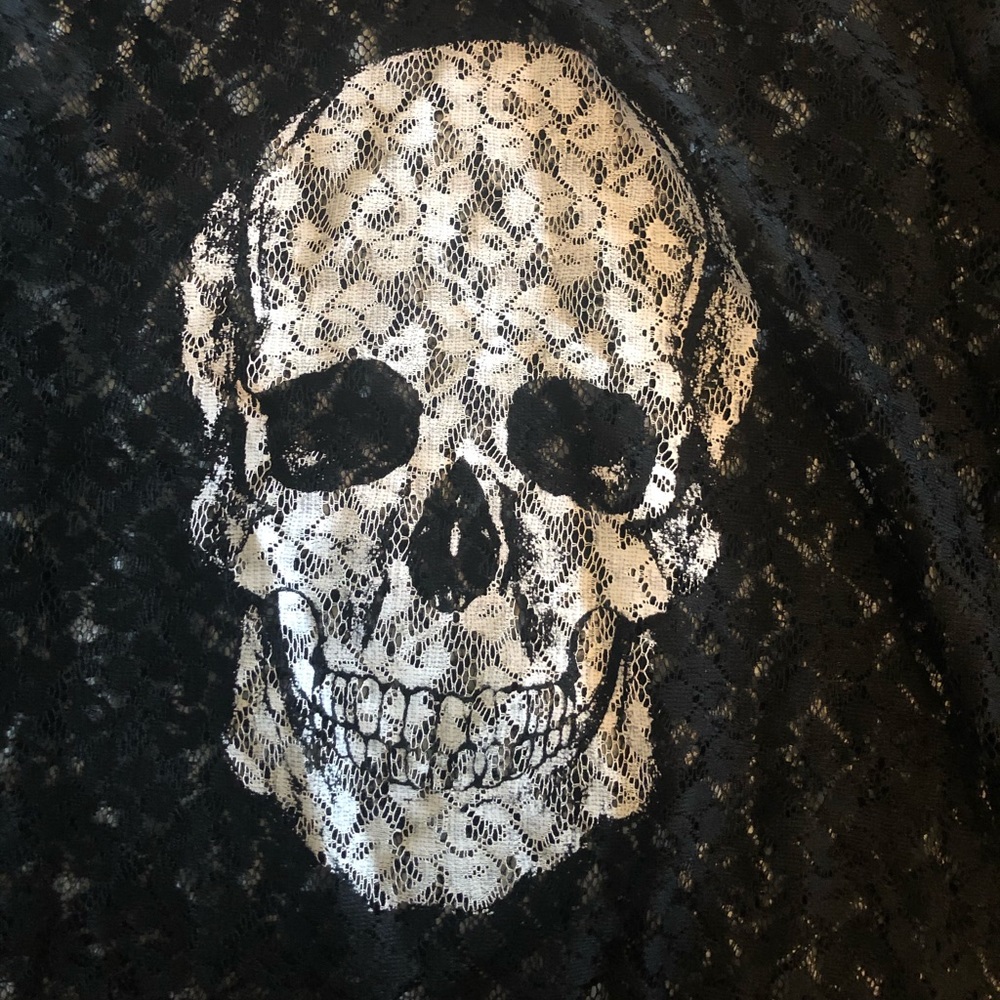 Express- Black Lace Baseball shirt 💀